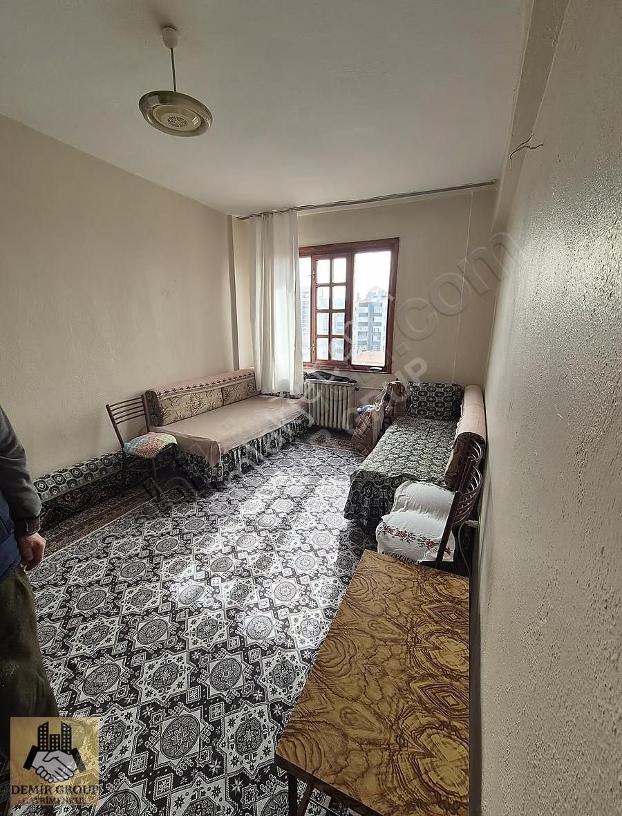 Demir Grup'tan Otogar Yakını Tramvaya Cephe Arakat 2+1 Daire - Görsel 11