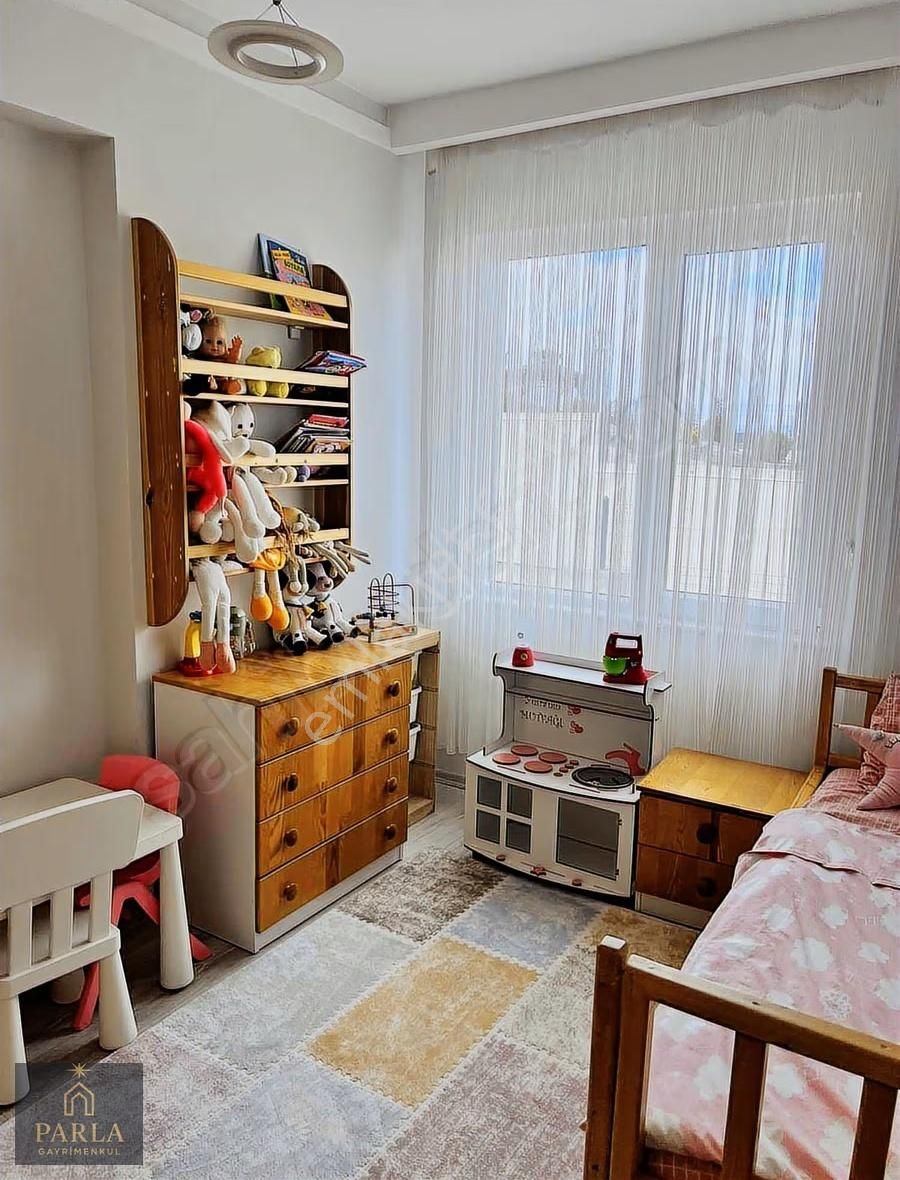 Parla Emlak'tan Ahi Mesut'da 4+1 Full Yapılı Lüx Geniş Daire - Görsel 29