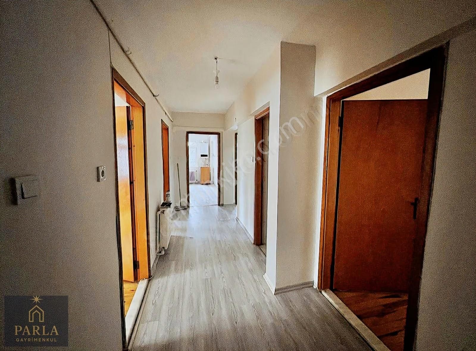 Parla Emlak'tan Vatan Cad.3+1 Acil - Görsel 13