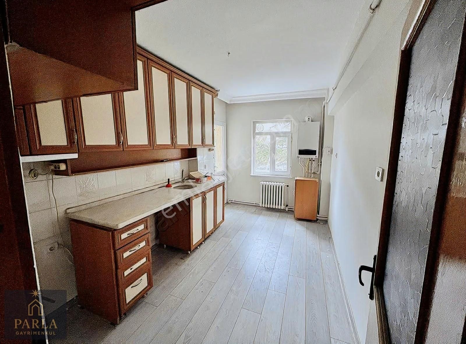 Parla Emlak'tan Vatan Cad.3+1 Acil - Görsel 6