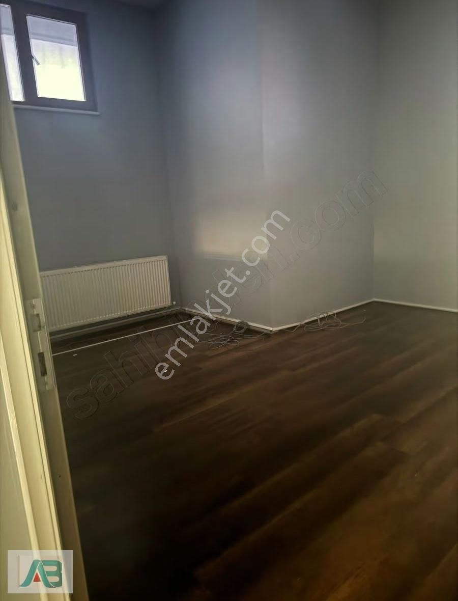 Ümraniye Şerifali Bölgesinde 200m2 Depolu Dükkan - Görsel 17