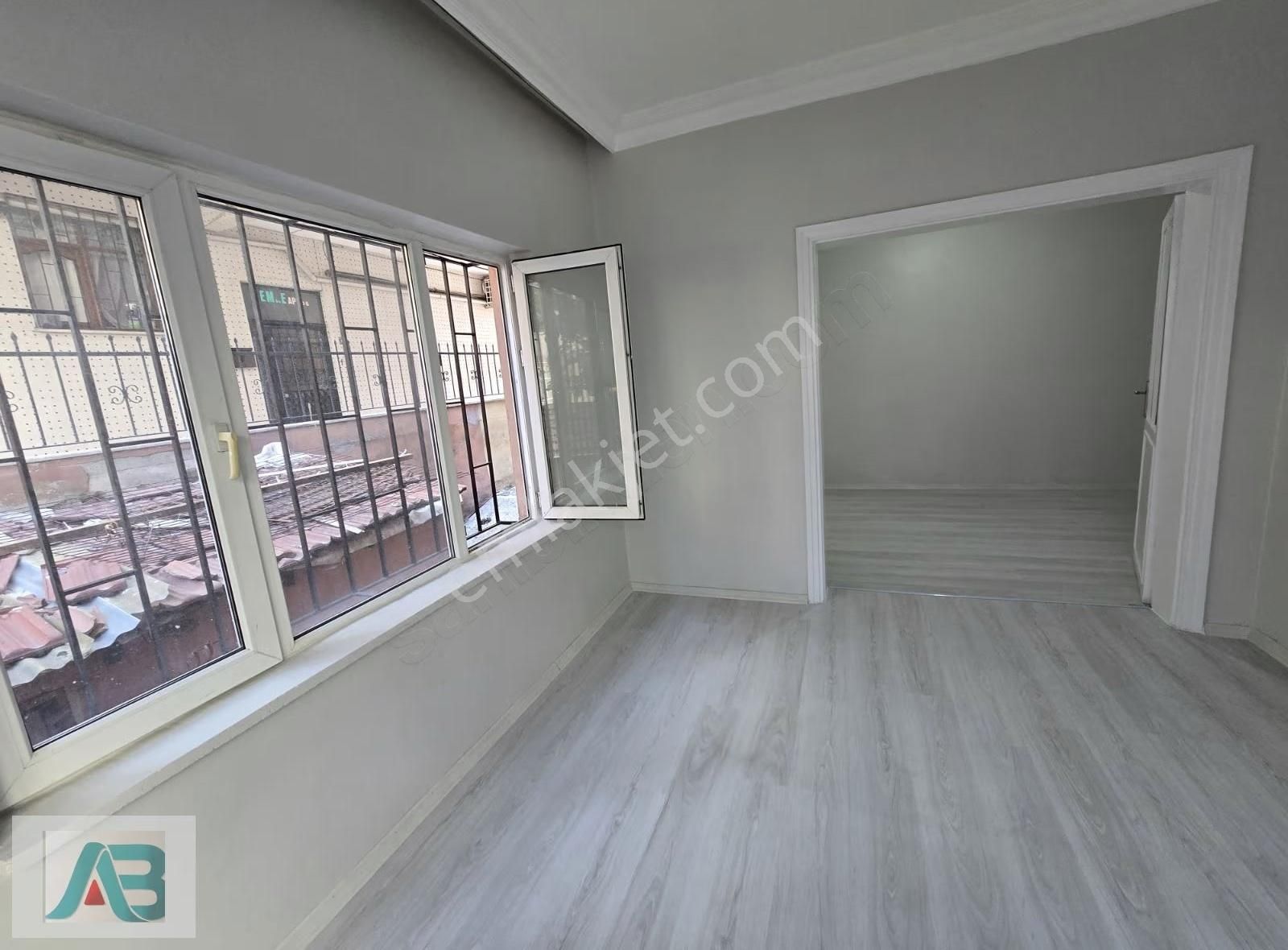 Ümraniye Atatürk Mahallesinde Giriş Kat 2+1 Daire - Görsel 20