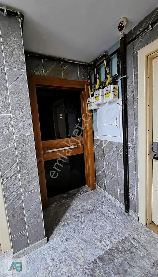 Armağanevler'de Nezih Sitede 1+1 Temiz Kullanışlı Satılık Daire - Görsel 6