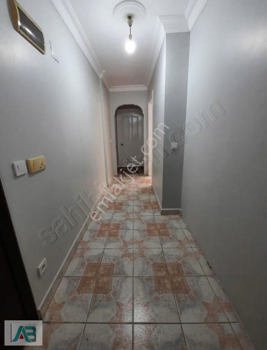 Ümraniye Armağanevler'de Metro'ya Yakın 2+1 Satılık Daire - Görsel 4