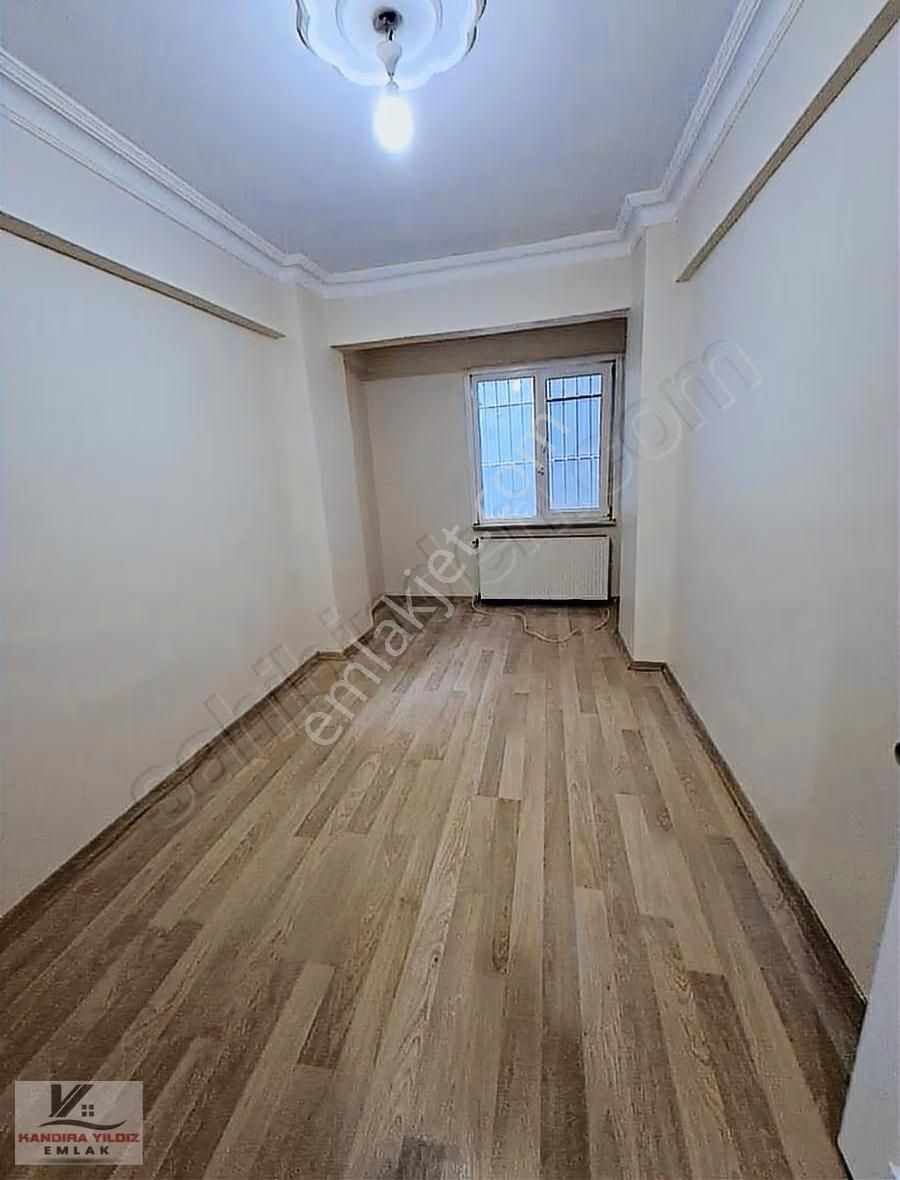 Namık Kemalde Kat İrtifaklı 2 + 1 İçi Boş 90 M2 Satılık Daire - Görsel 4