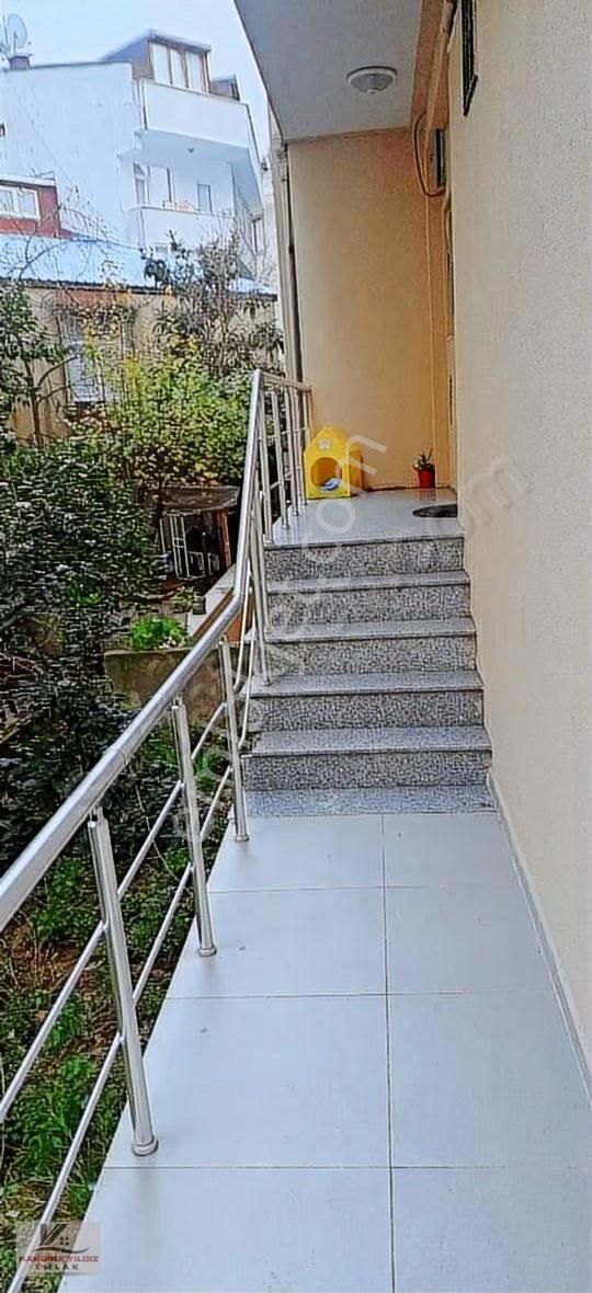 Cumhuriyet Mh.metro 10 Dk.2+1 75 M2 Bahçe Katı Eşyalı Boş Kombi - Görsel 8