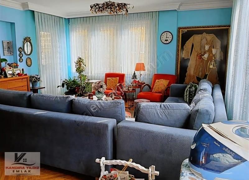 Cumhuriyet Mah.de Emek Sitesinde 3+1 160 M2 2.kat Daire - Görsel 17