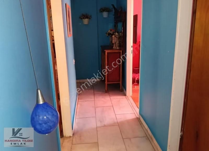 Cumhuriyet Mah.de Emek Sitesinde 3+1 160 M2 2.kat Daire - Görsel 13