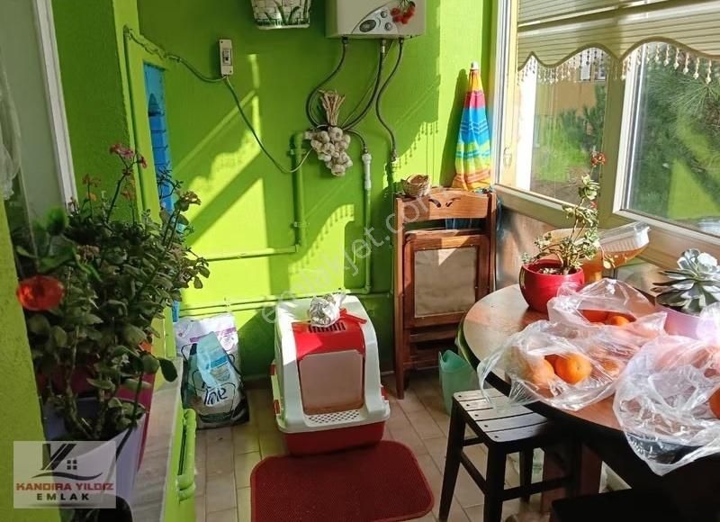 Cumhuriyet Mah.de Emek Sitesinde 3+1 160 M2 2.kat Daire - Görsel 4