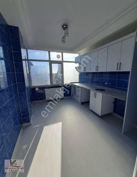 Çarşıya Çok Yakın 2 + 1 Kombili Sıfırlanmış Arakat Daire - Görsel 18