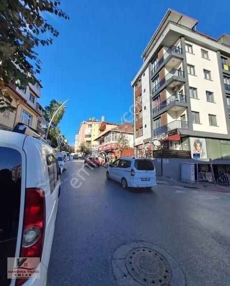 Çarşıya Çok Yakın 2 + 1 Kombili Sıfırlanmış Arakat Daire - Görsel 14