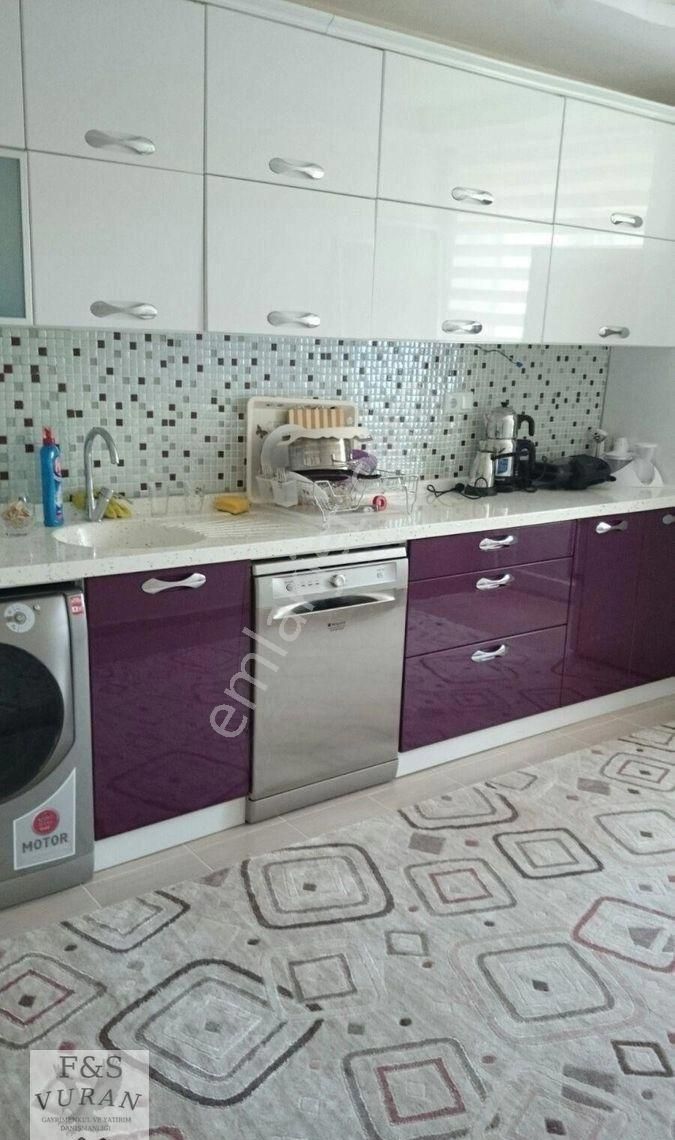 Efeler Kadıköy’de Merkezi Sistem Isıtmalı, 2 Daireli, Bahçeli Satılık Müstakil Ev - Görsel 4