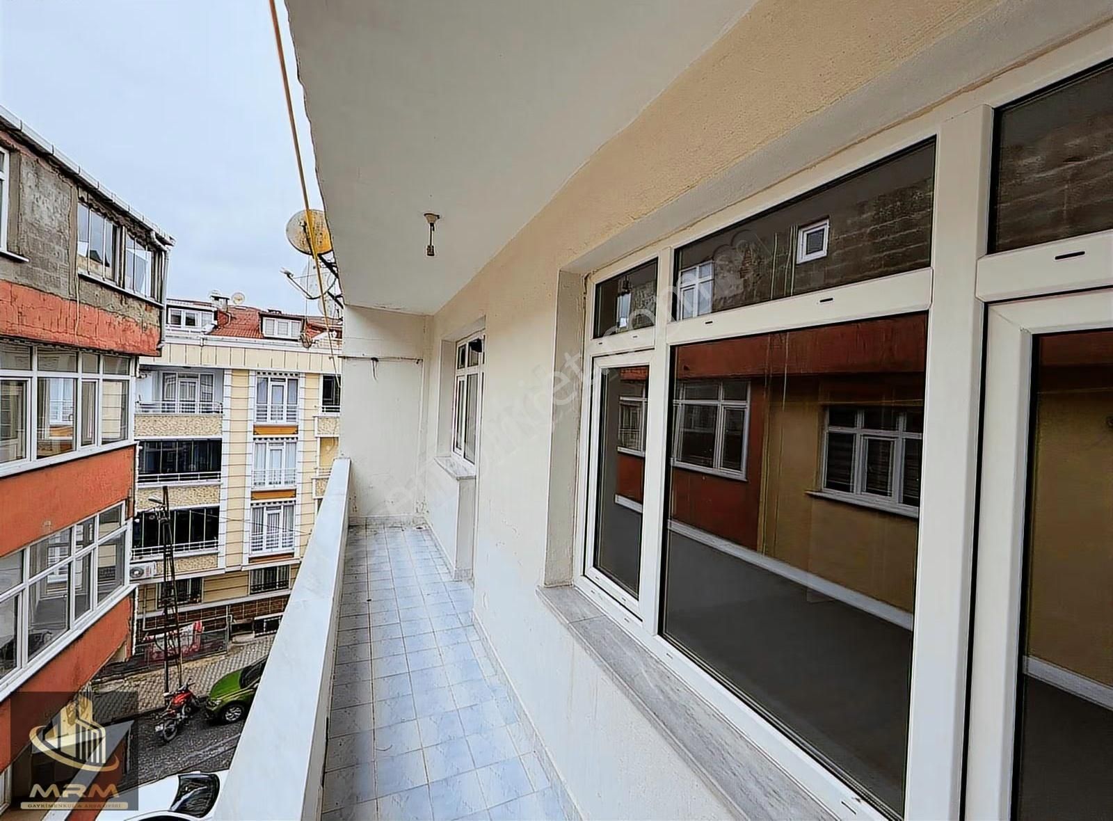 Mrm Gayrimenkul'den Yunusemre ' De Kiralık 2+1 Daire - Görsel 3