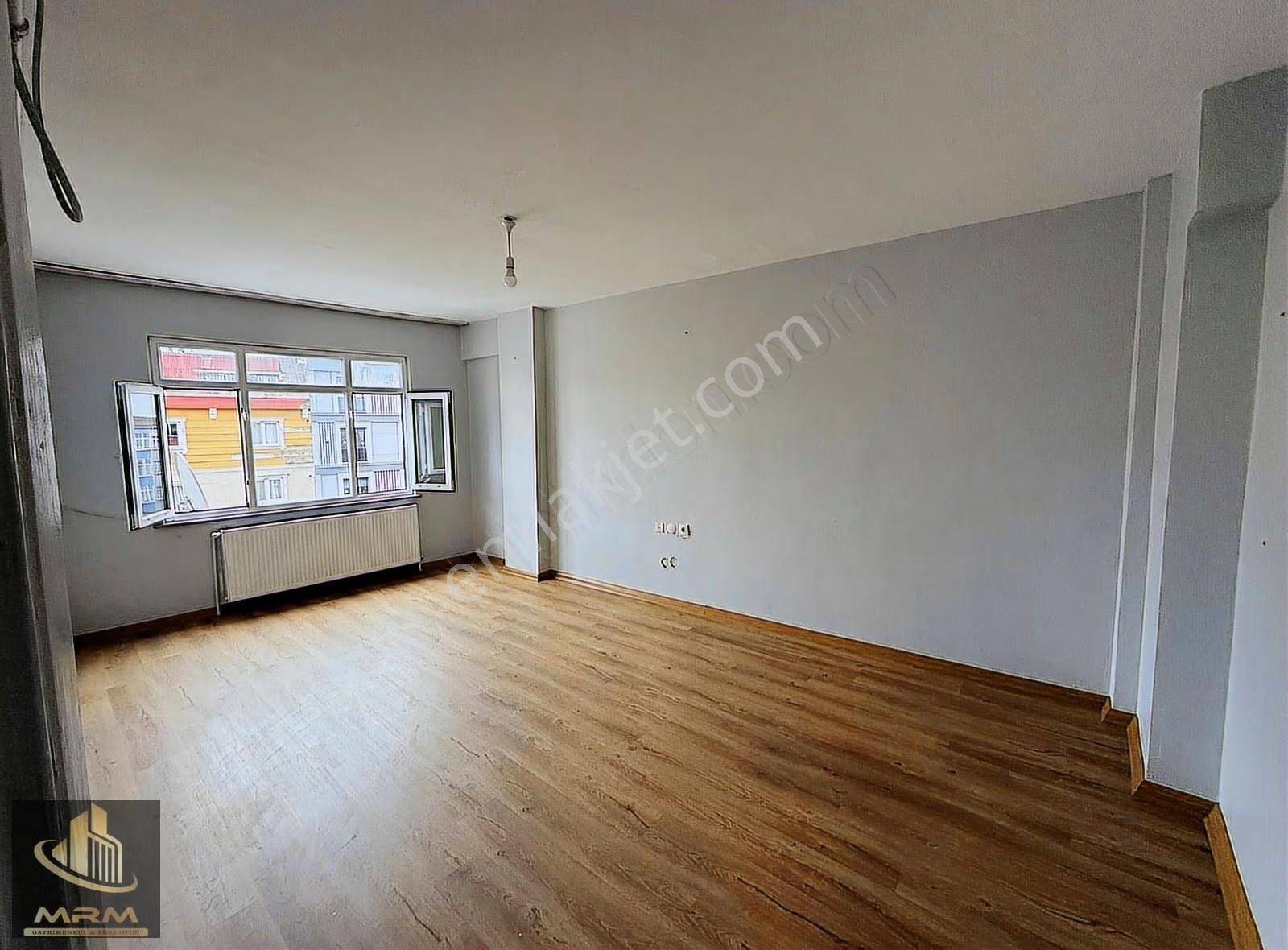 Mrm Gayrimenkul'den Yunusemre ' De Kiralık 2+1 Daire