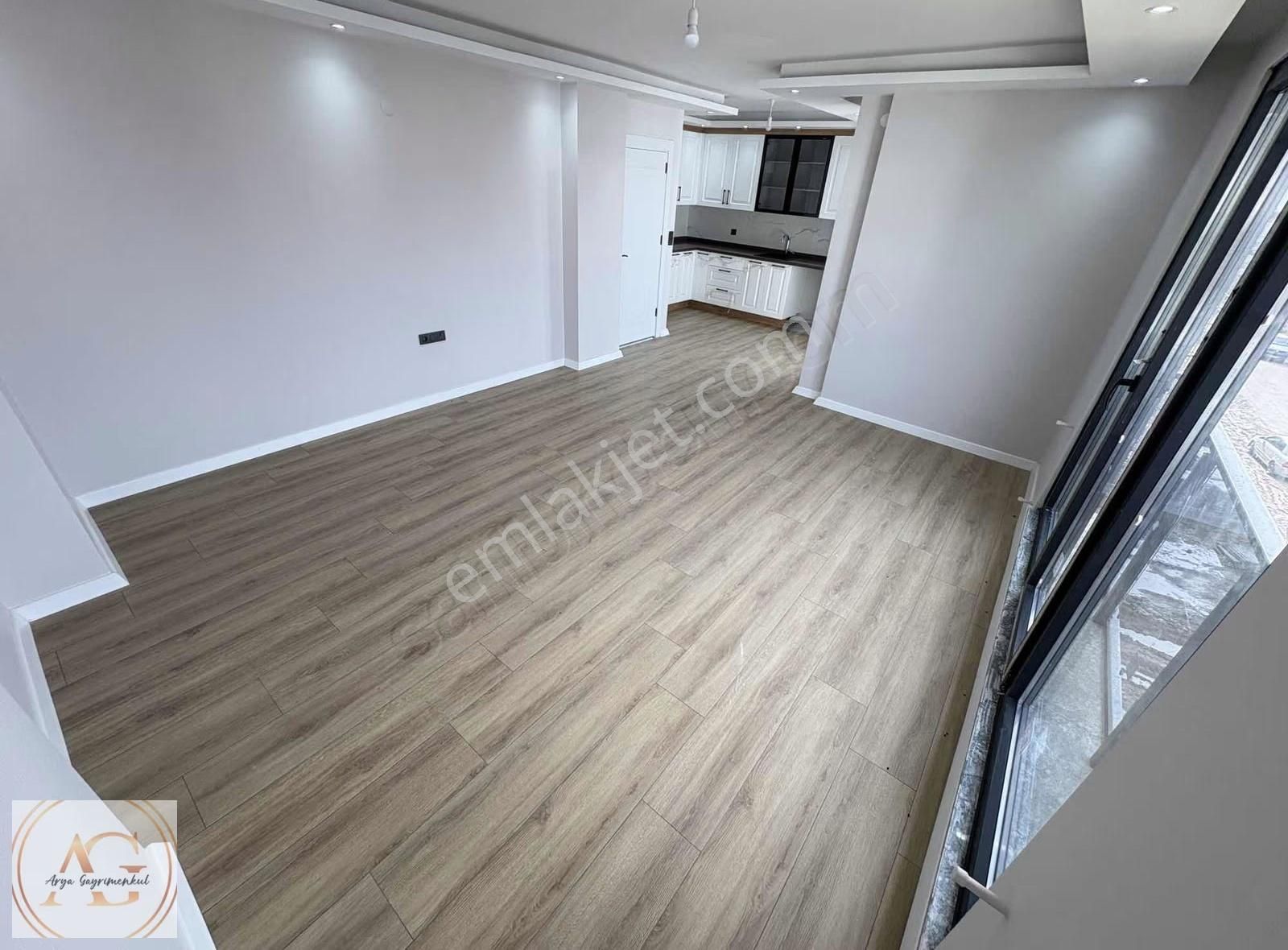 Arya'dan Küçükkuyu'da Şık Tasarımlı 2+1 Lüks Daire - Görsel 30