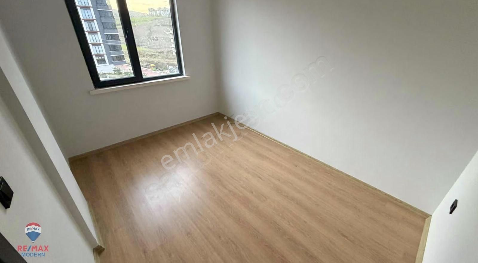 Satılık | Ömürevleri'nde Ara Kat Güney Cephe Sıfır Y.ısıtma 1+1 - Görsel 11