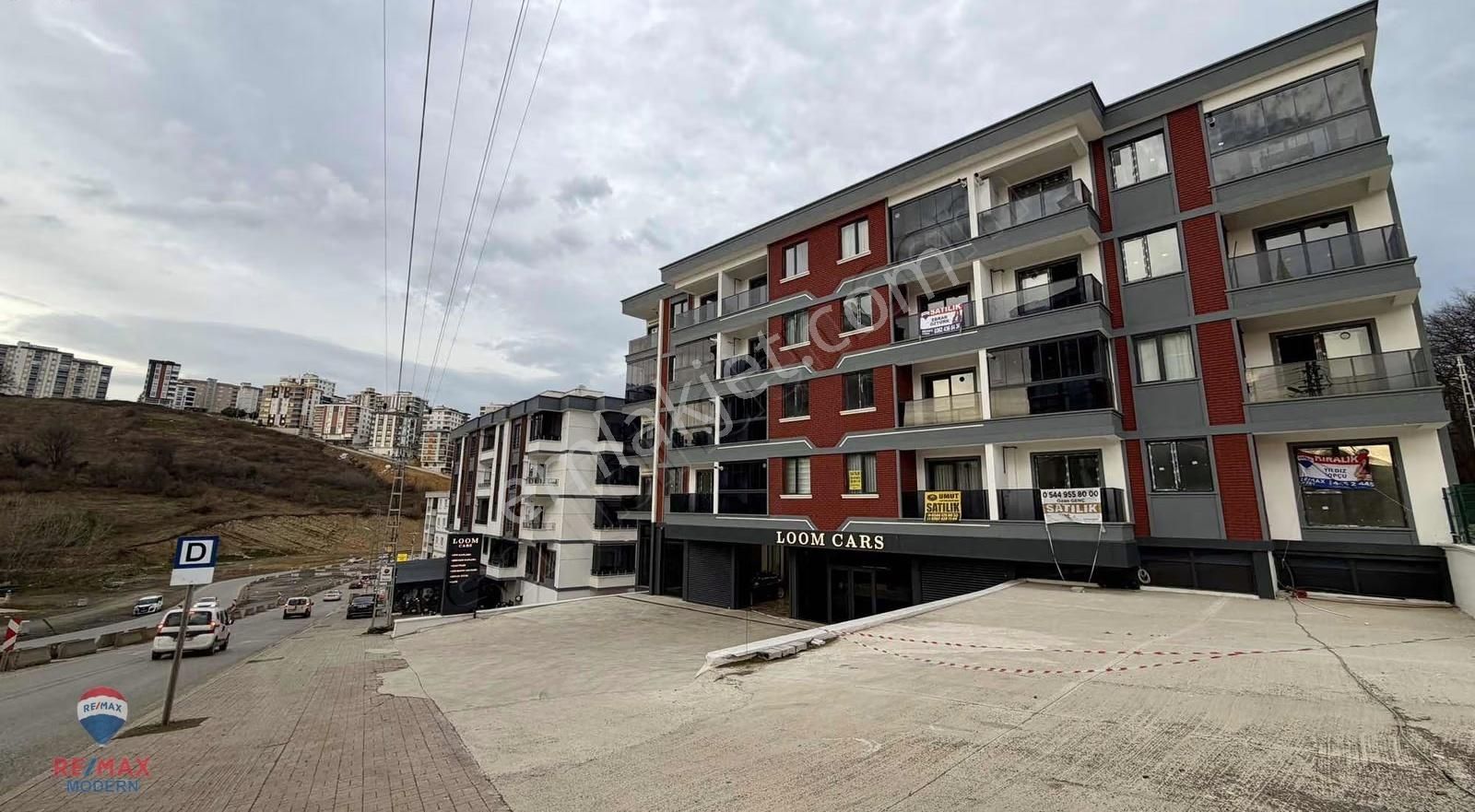 Satılık | Ömürevleri'nde Ara Kat Güney Cephe Sıfır Y.ısıtma 1+1