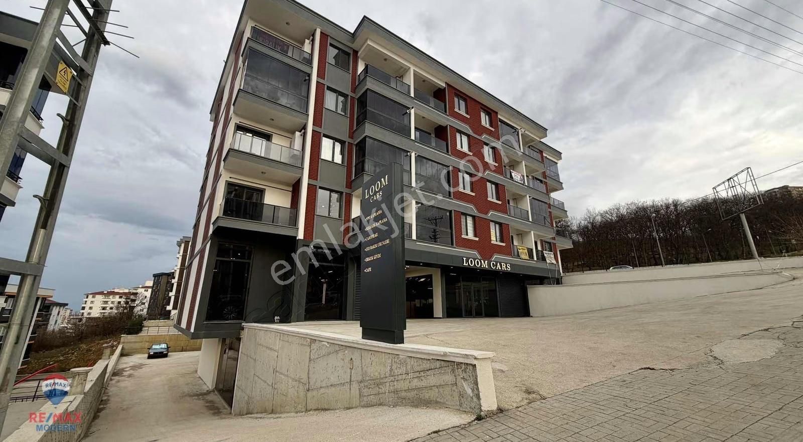 Satılık | Ömürevleri'nde Ara Kat Güney Cephe Sıfır Y.ısıtma 1+1 - Görsel 17