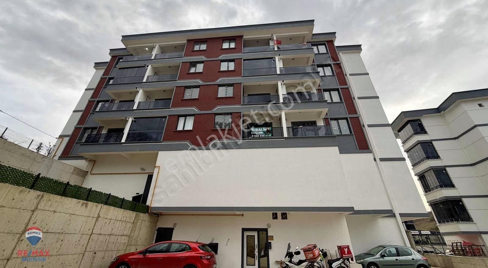 Satılık | Ömürevleri'nde Ara Kat Güney Cephe Sıfır Y.ısıtma 1+1 - Görsel 18