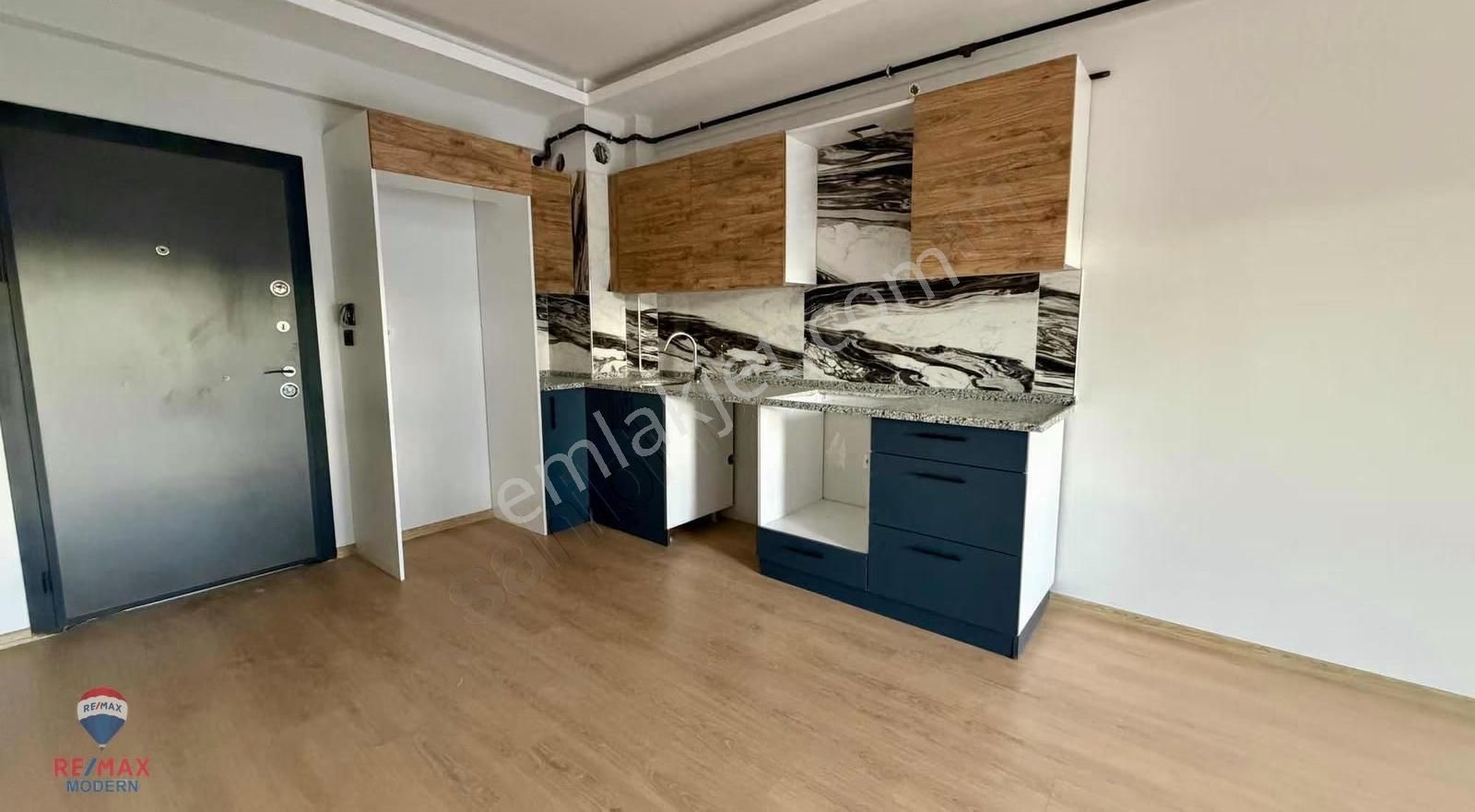 Satılık | Ömürevleri'nde Ara Kat Güney Cephe Sıfır Y.ısıtma 1+1 - Görsel 23