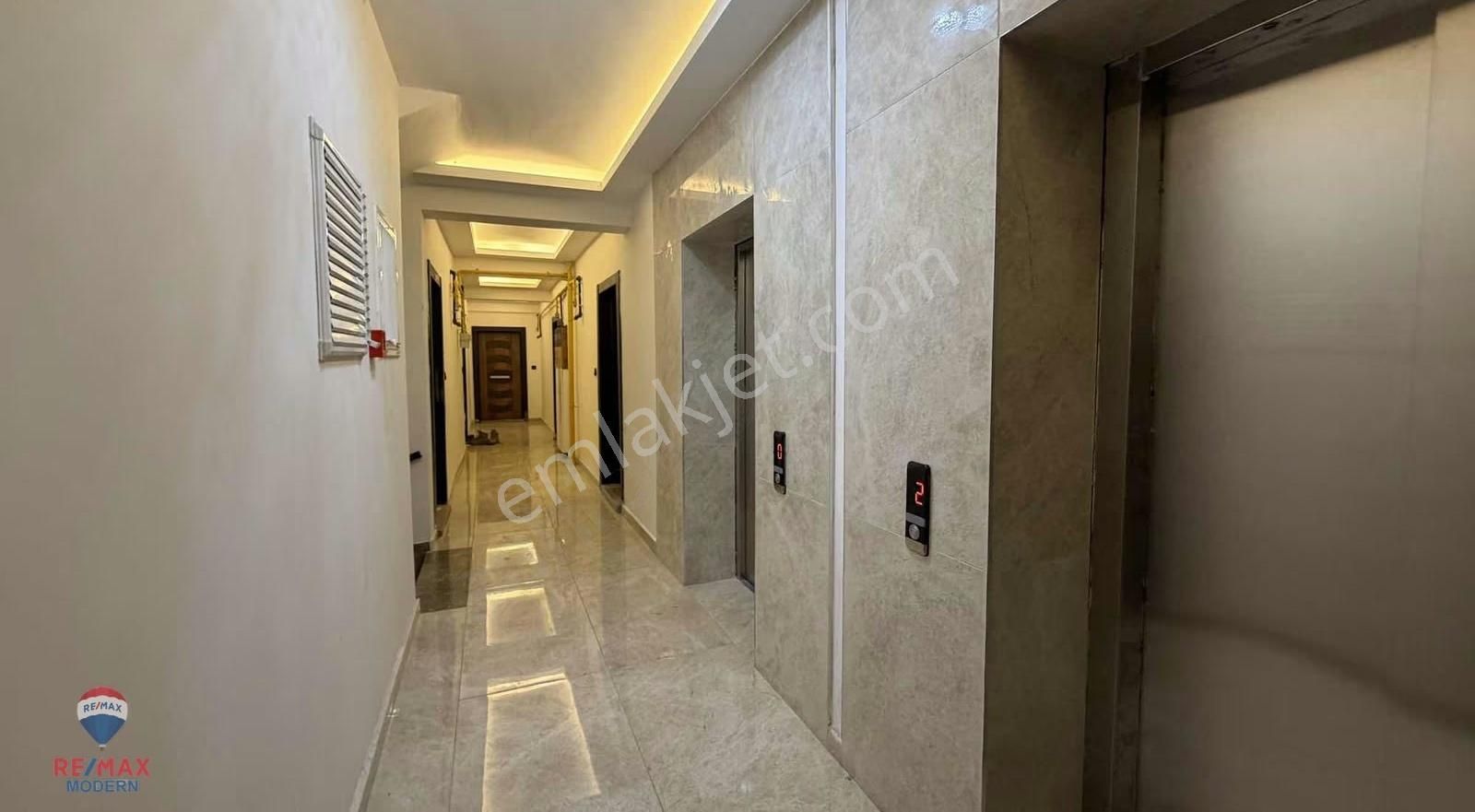 Satılık | Ömürevleri'nde Ara Kat Güney Cephe Sıfır Y.ısıtma 1+1 - Görsel 6