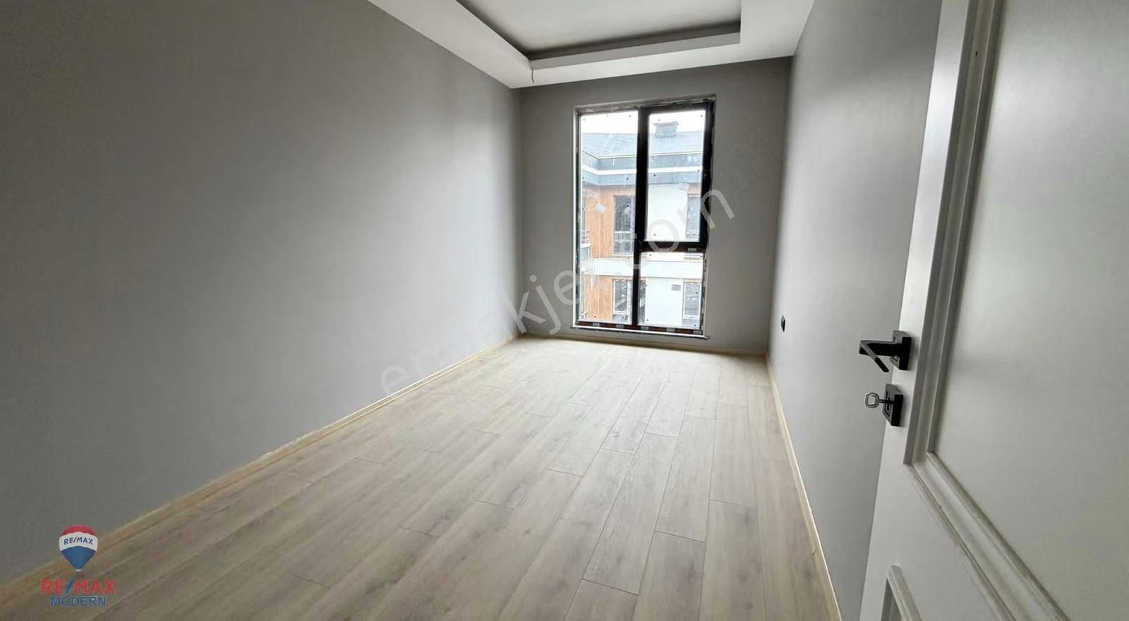 Satılık | Türk-iş Cağaloğlu'na Cephe Mesken/işyeri 2+1 - Görsel 9