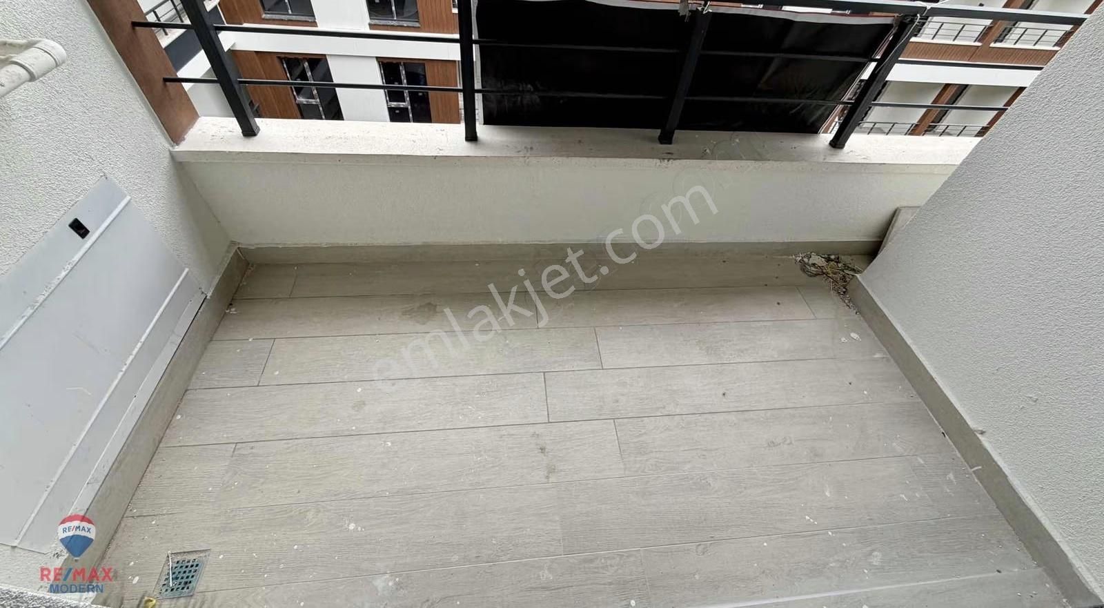 Satılık | Türk-iş Cağaloğlu'na Cephe Mesken/işyeri 2+1 - Görsel 8