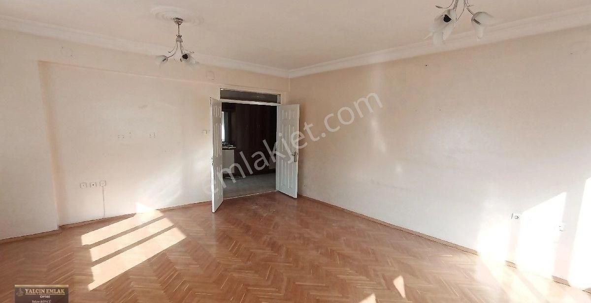 Kolejtepe Mahlesinde Konumu Güzel Asansörlü 3+1 - Görsel 18