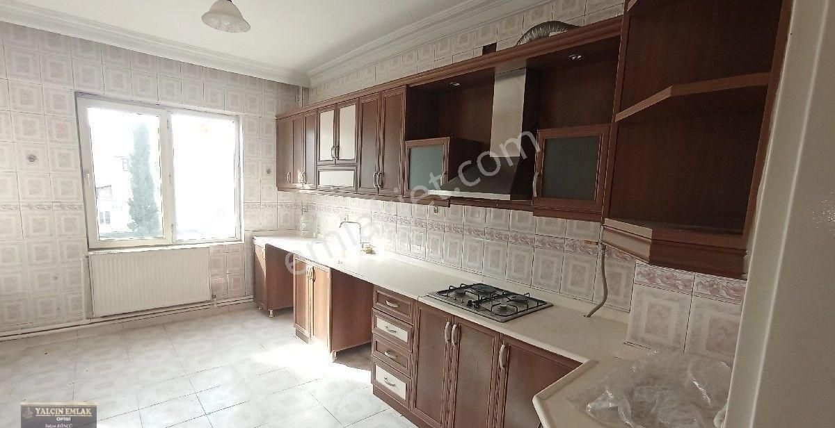 Kolejtepe Mahlesinde Konumu Güzel Asansörlü 3+1 - Görsel 2