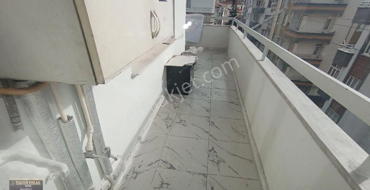 Kolejtepe Mahlesinde Konumu Güzel Asansörlü 3+1 - Görsel 13