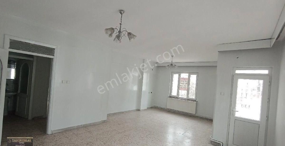 Kolejtepe Mahlesinde Konumu Güzel Hasarsız 3+1 Daire - Görsel 28