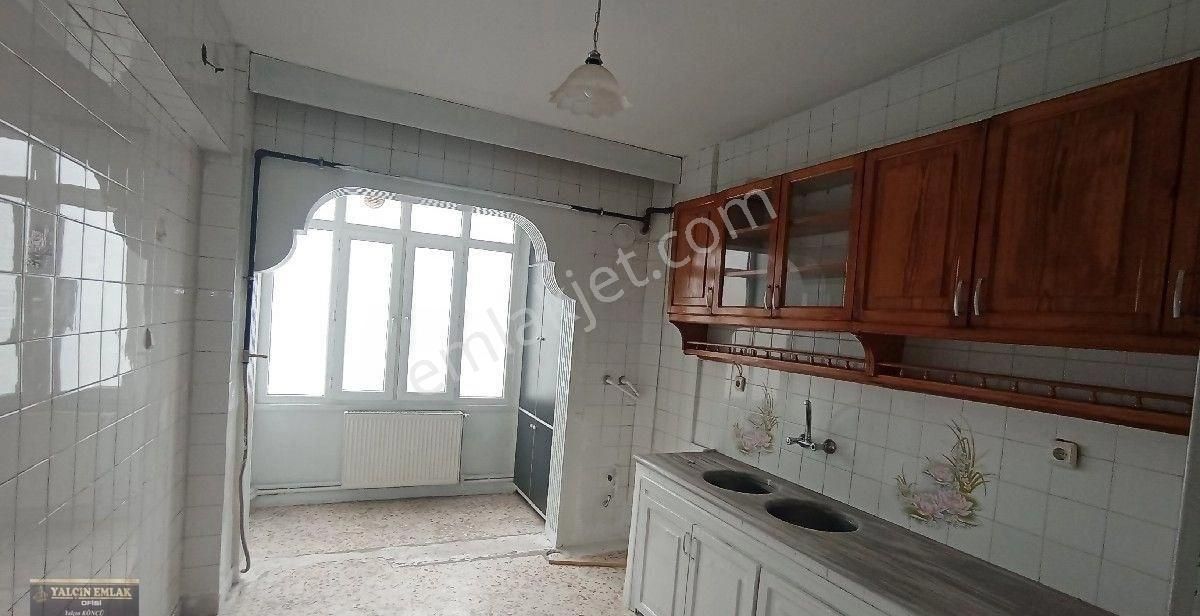 Kolejtepe Mahlesinde Konumu Güzel Hasarsız 3+1 Daire - Görsel 26