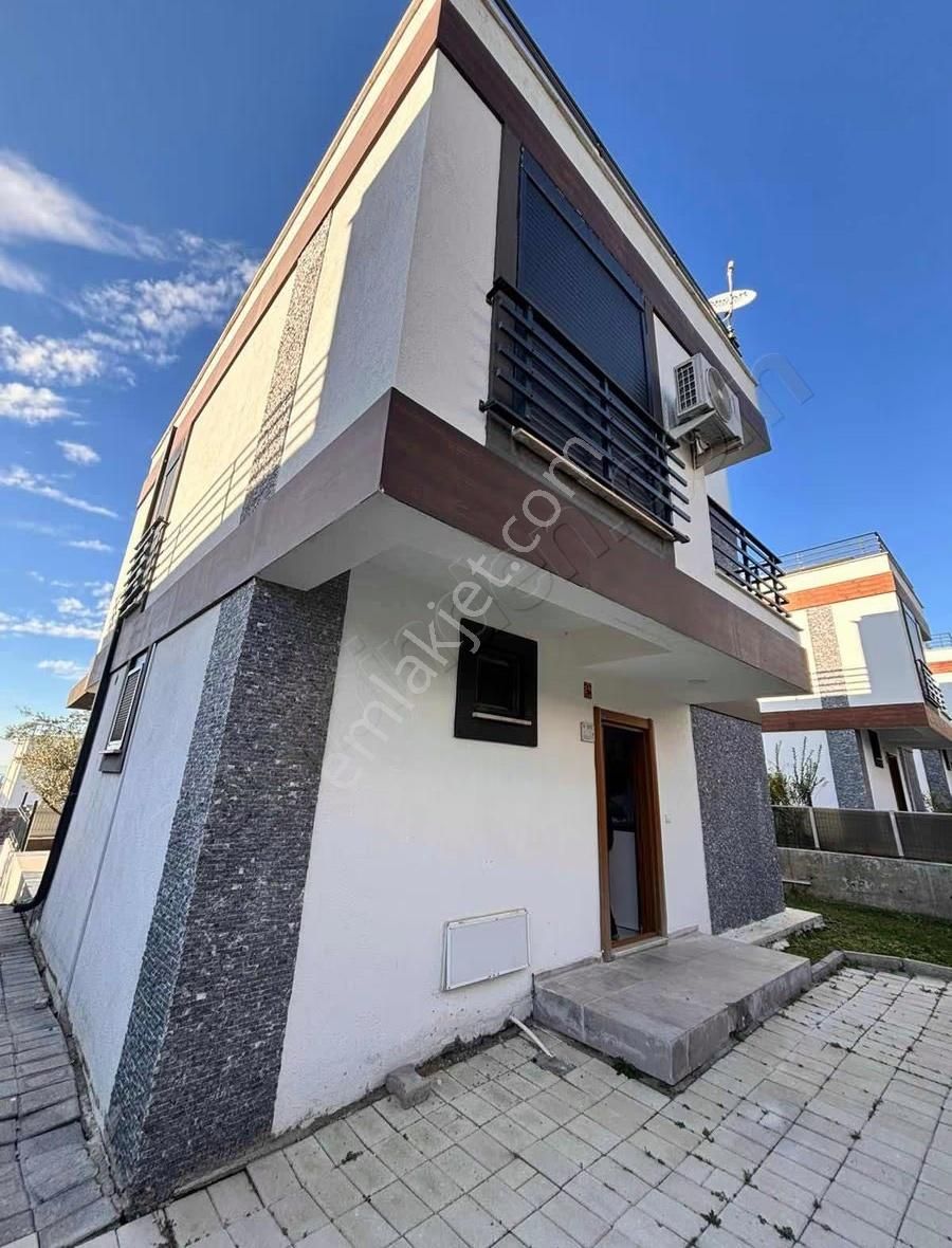 Neşe Emlak Tan Gömeç Sahilde Satılık Villa - Görsel 4