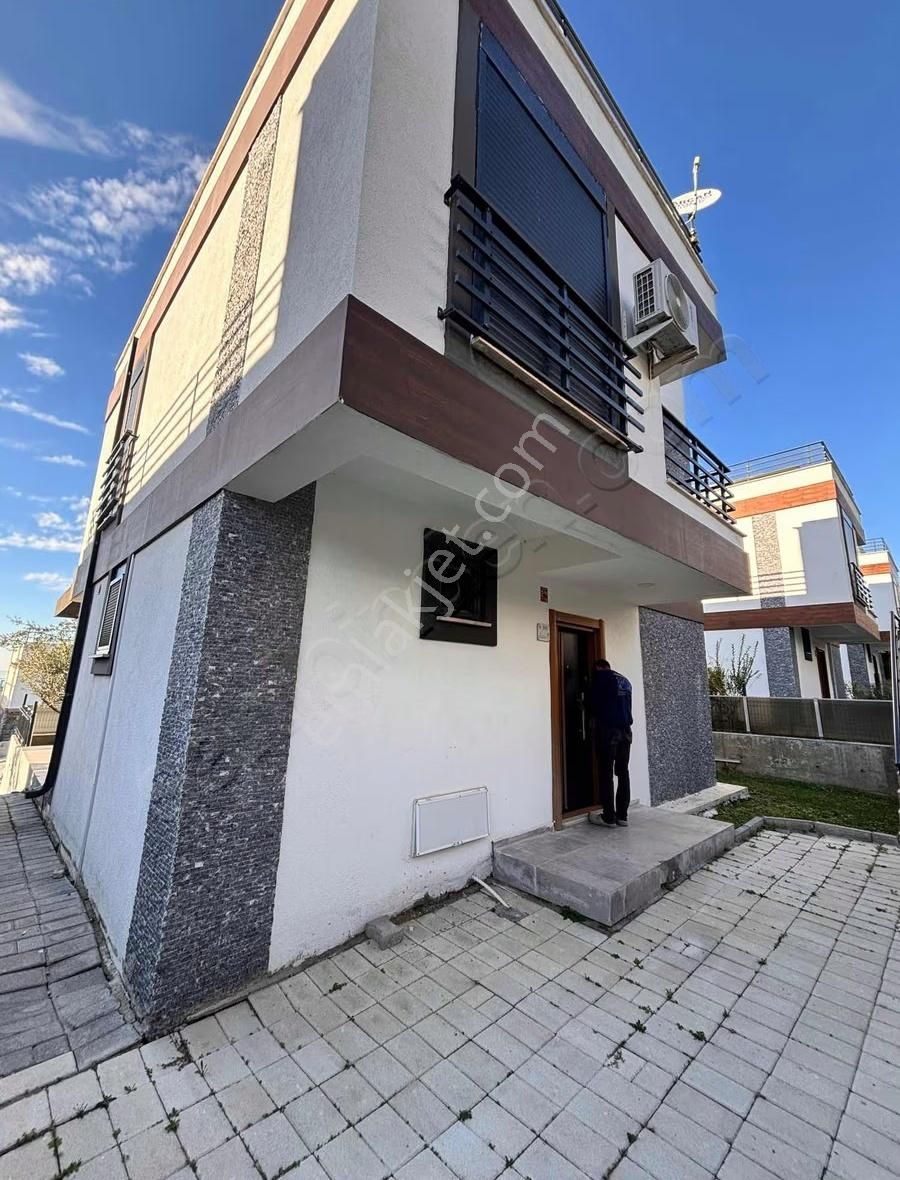 Neşe Emlak Tan Gömeç Sahilde Satılık Villa - Görsel 10