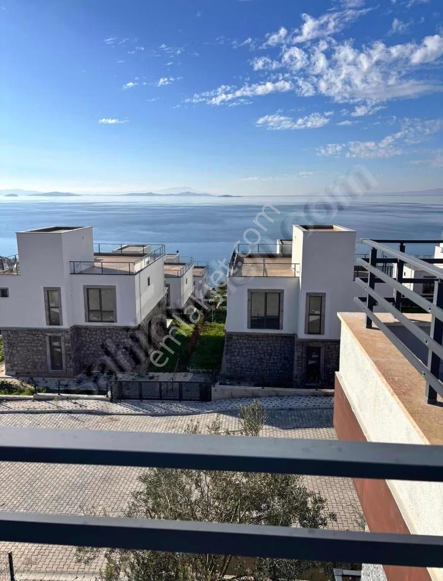 Neşe Emlak Tan Gömeç Sahilde Satılık Villa - Görsel 19