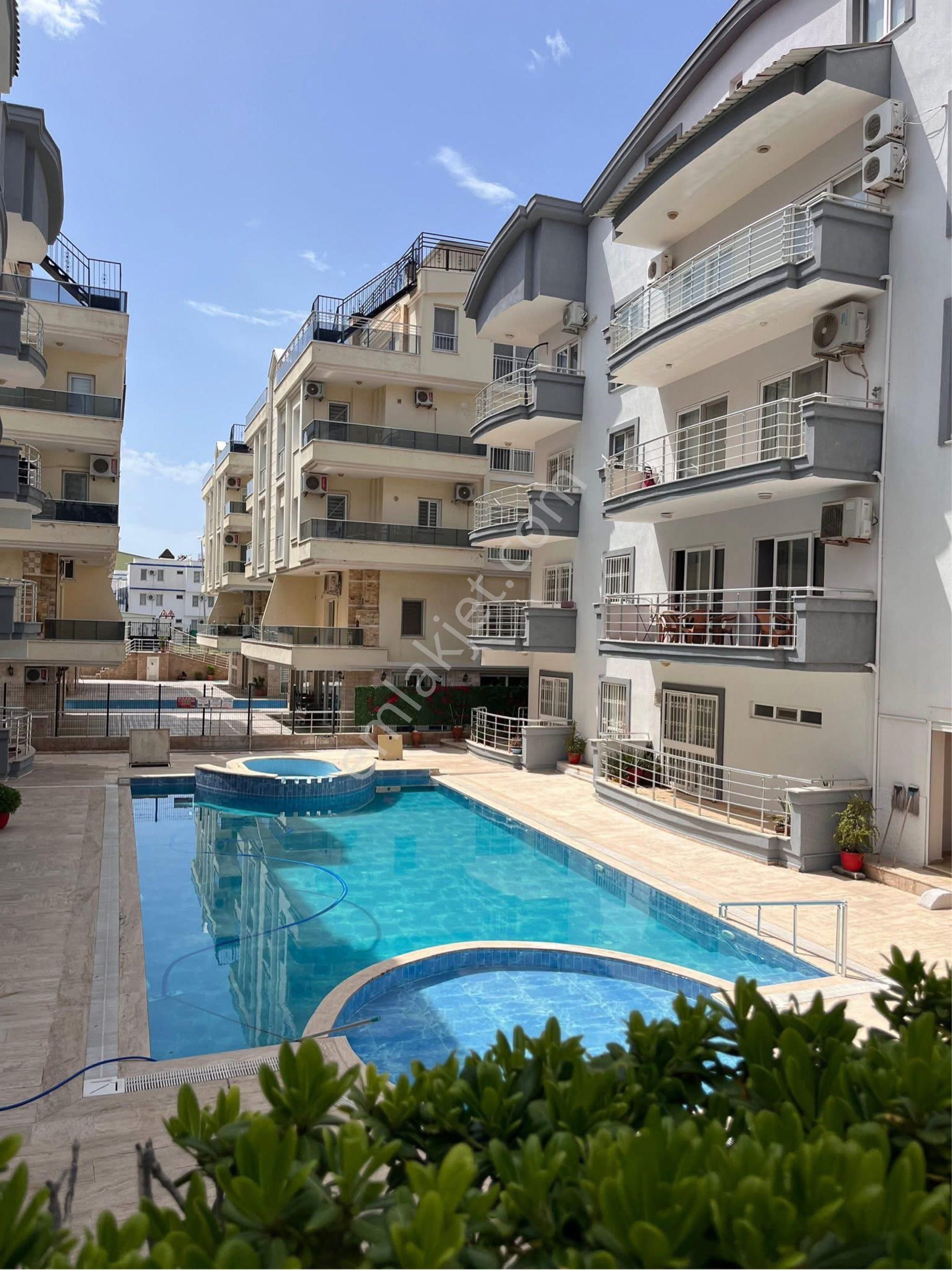 Didim Çamlıkta Deniz Manzaralı 3+1 Satılık Dubleks Daire - Görsel 2