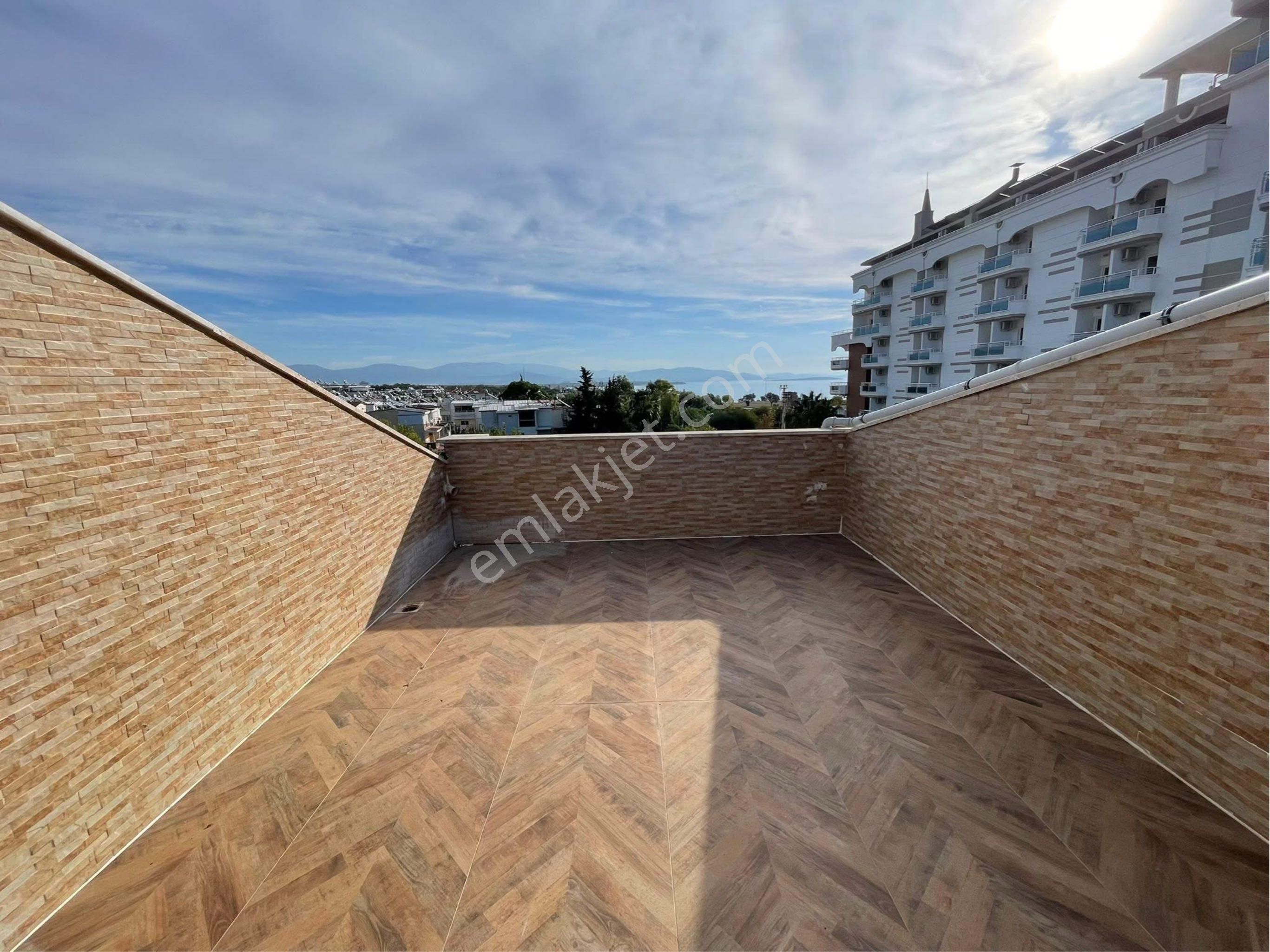 Didim Çamlıkta Deniz Manzaralı 3+1 Satılık Dubleks Daire - Görsel 16