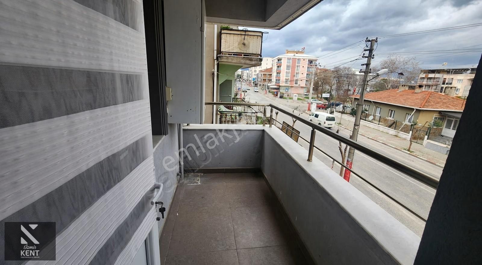 Kemalpaşa Armutlu Kiralık 3+1 Daire 160 M2 - Görsel 17