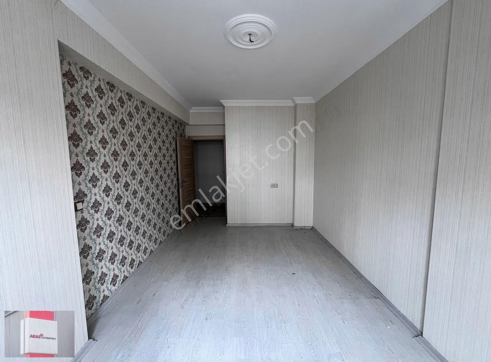 Erenler Mahallesinde Site İçi Sıfır Ayarında Bakımlı Geniş 3+1 - Görsel 30