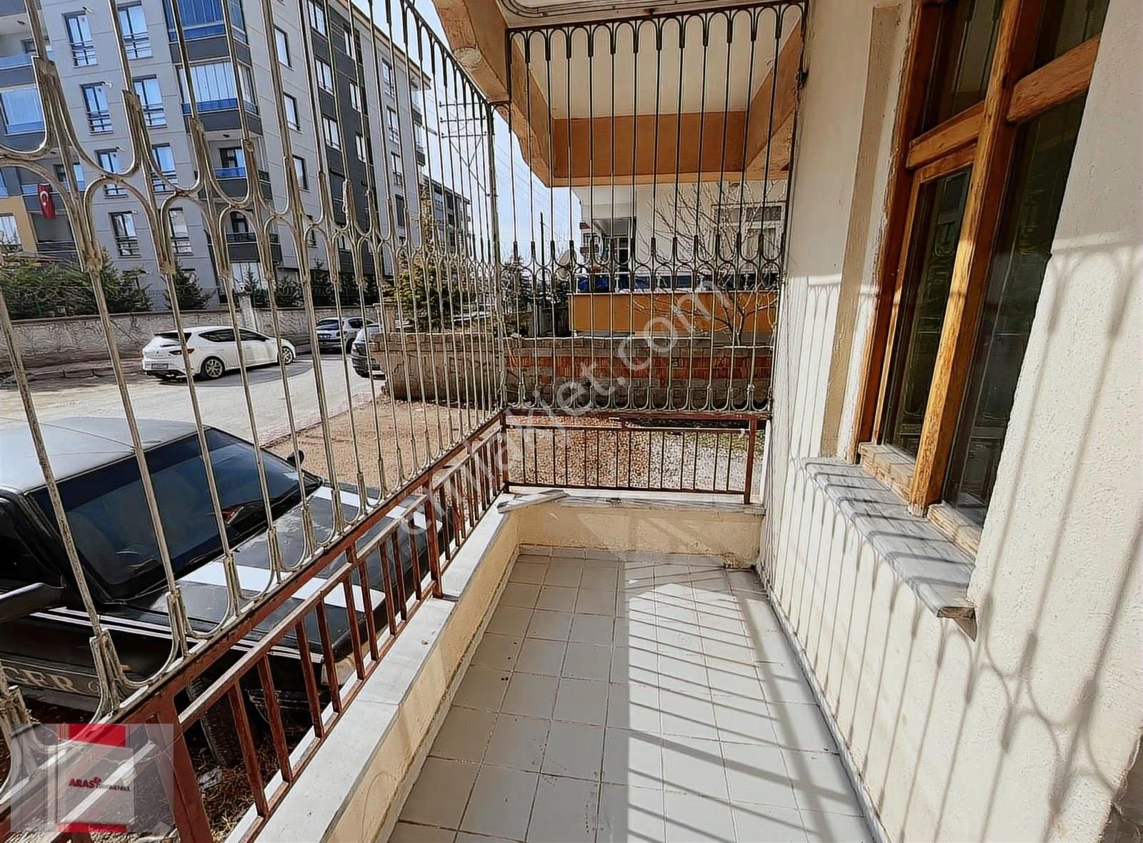 Kumköprü Mah. Fetih Caddesi Yakını Geniş 3+1 Zemin Kat Daire - Görsel 29