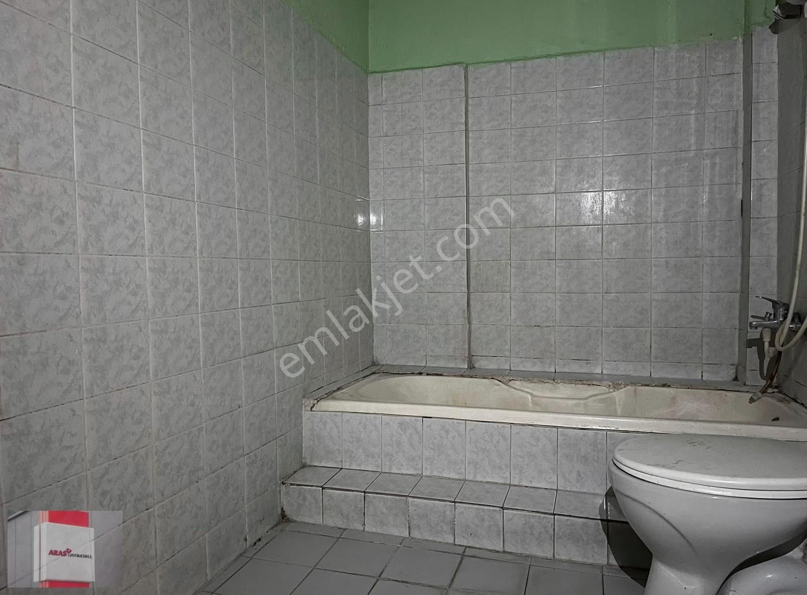 Kumköprü Mah. Fetih Caddesi Yakını Geniş 3+1 Zemin Kat Daire - Görsel 8