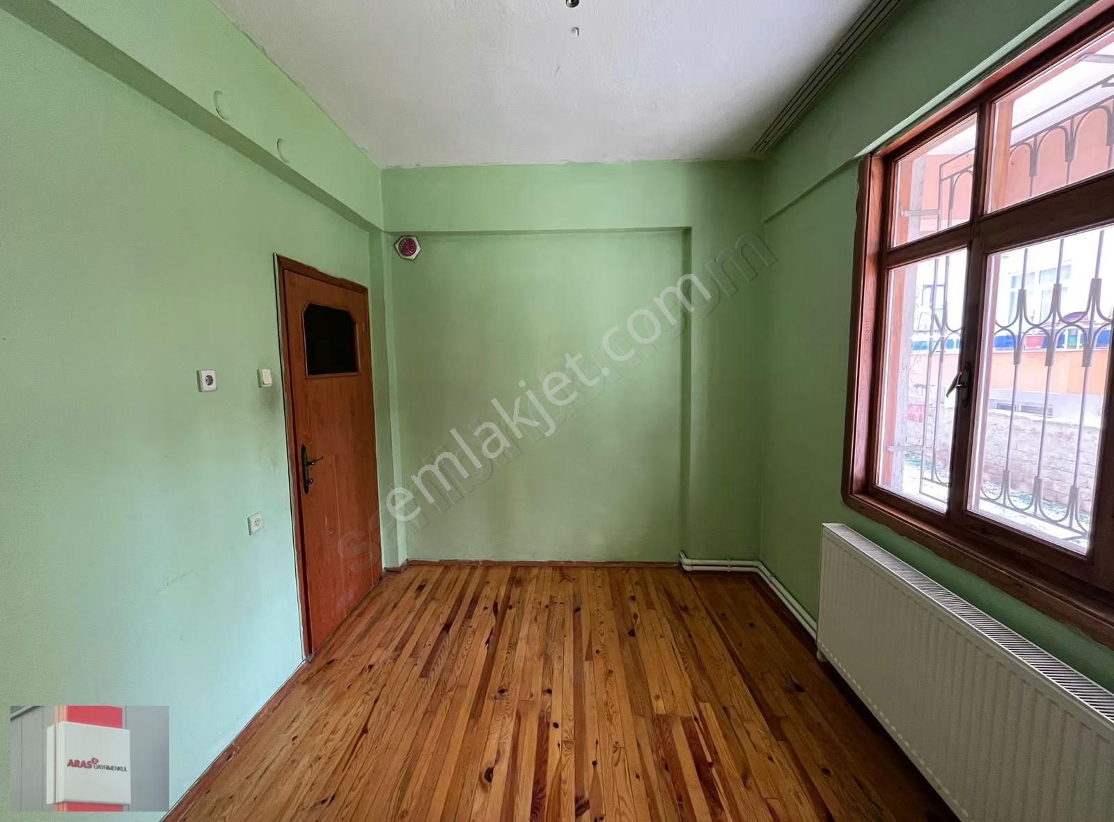 Kumköprü Mah. Fetih Caddesi Yakını Geniş 3+1 Zemin Kat Daire - Görsel 5