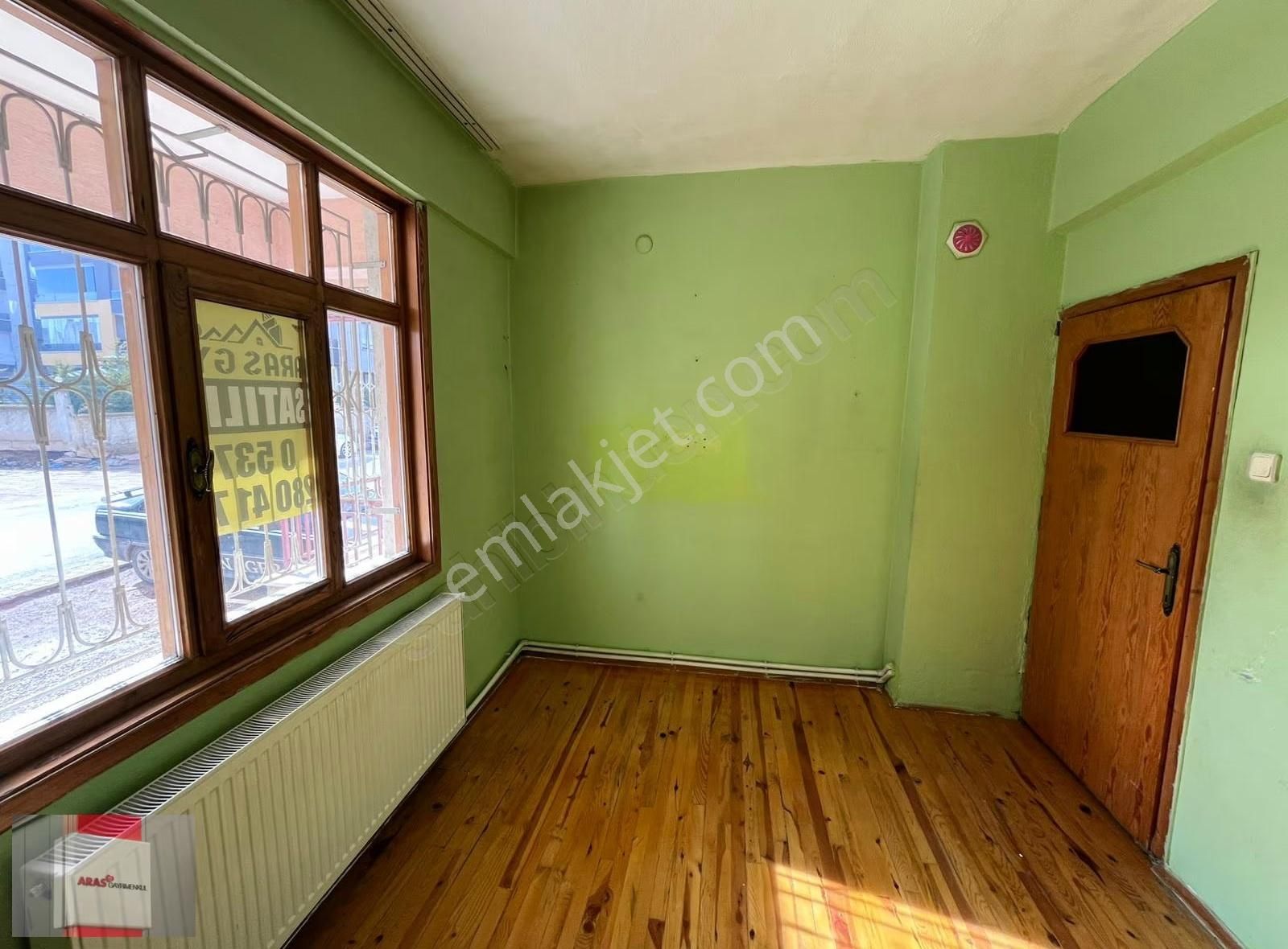 Kumköprü Mah. Fetih Caddesi Yakını Geniş 3+1 Zemin Kat Daire - Görsel 25