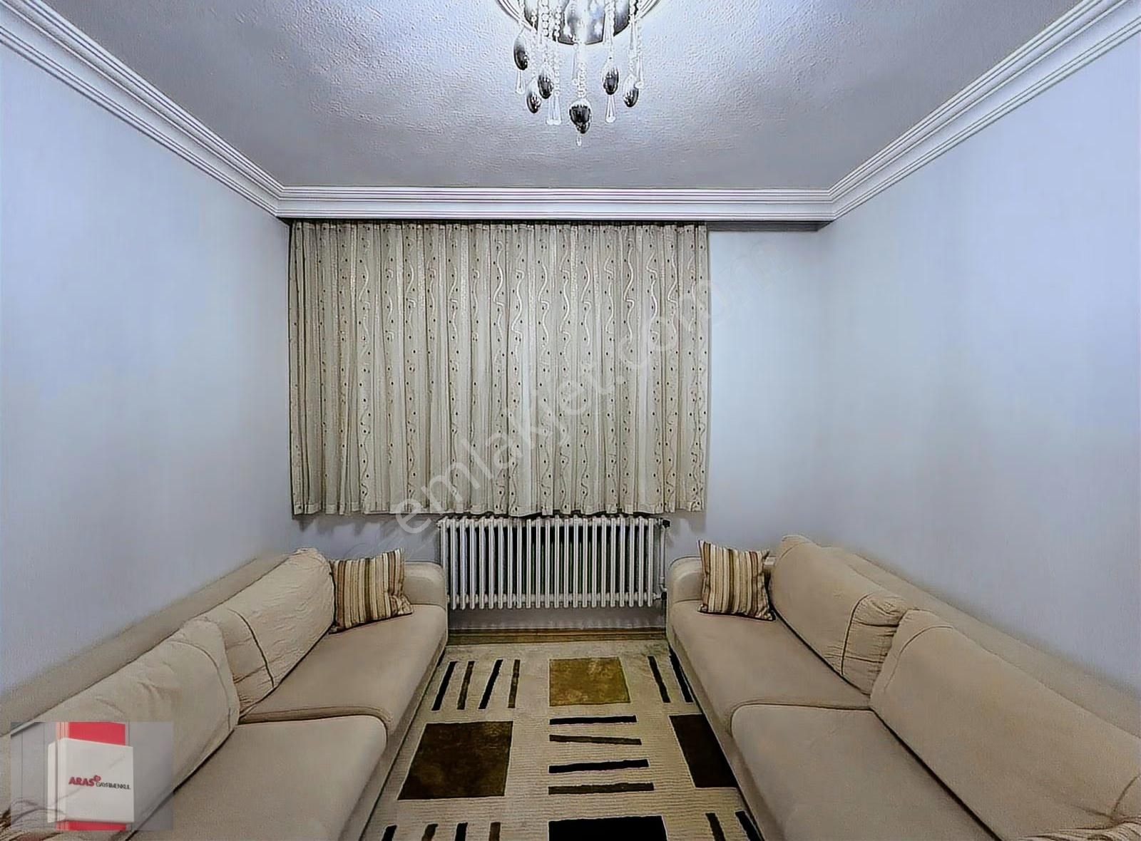 Aydınlık Evler Mahallesinde Geniş Bakımlı 3+1 Ara Kat Daire - Görsel 10