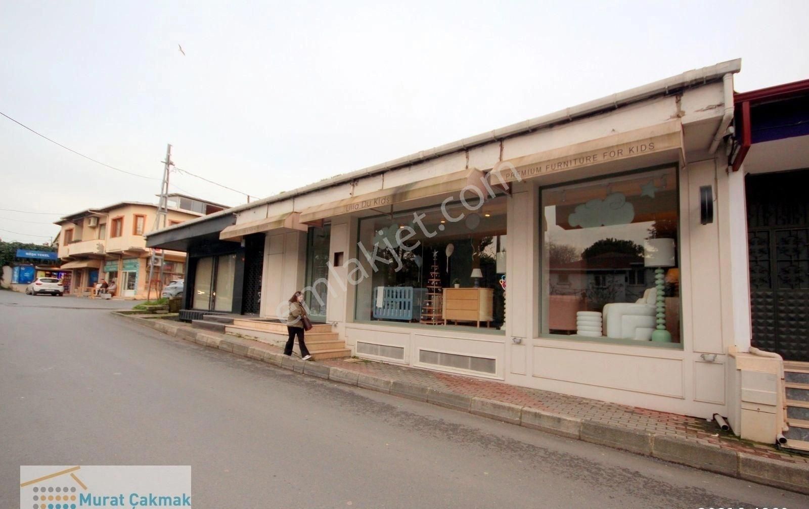 Satılık Yeniköyde Ana Cadede Üzerinde Köşe Konum 500m2 Kapalı Alanlı Mağaza Dükkan