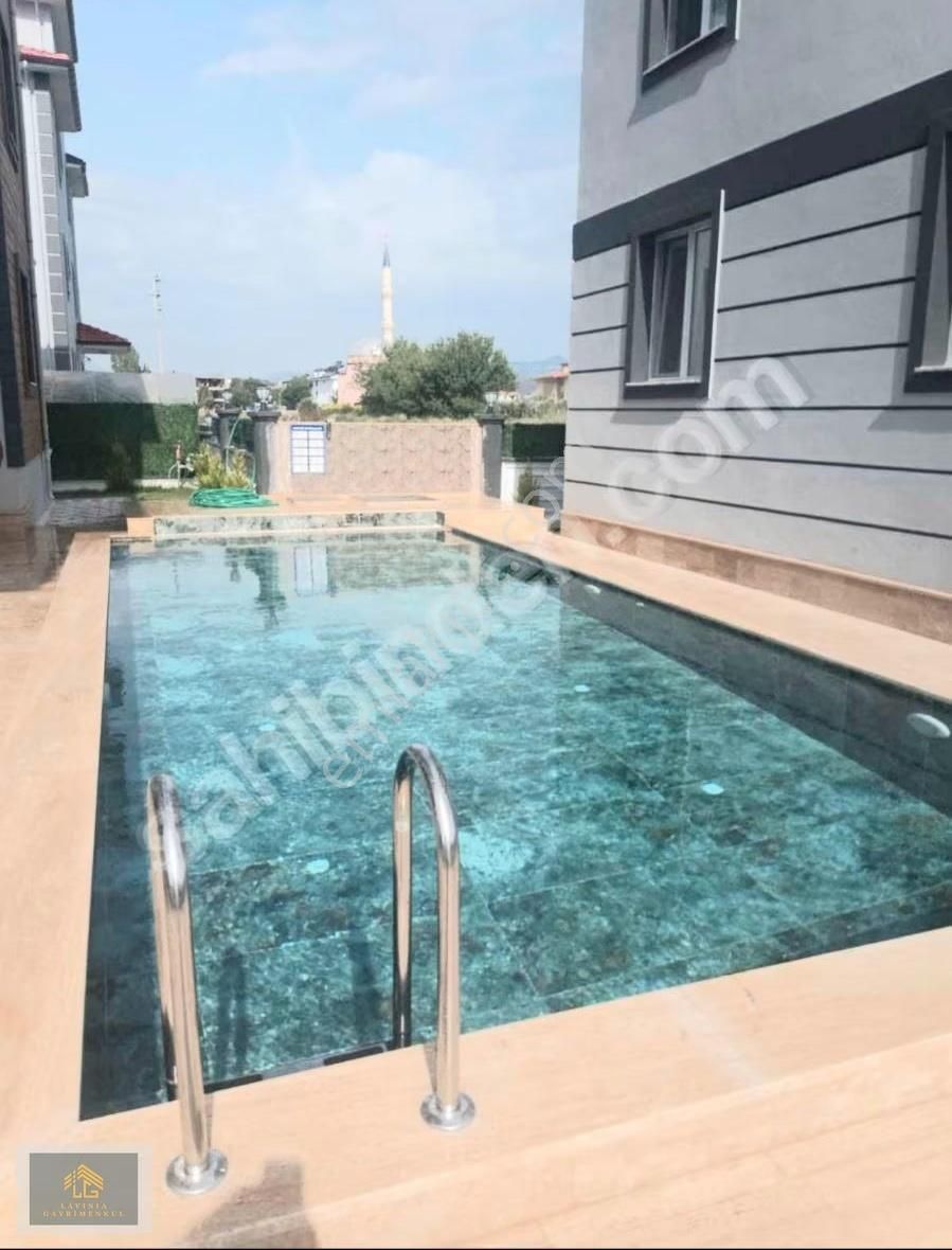 Havuzlu Sitede Harika 1+1 Satılık Daire - Görsel 7
