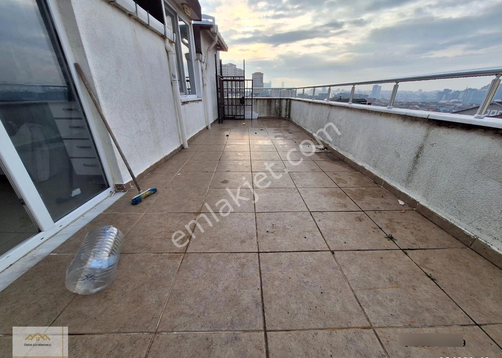 Ünalan Mahallesi'nde Muhteşem Çatı Dubleks Çift Girişli Daire - Görsel 34