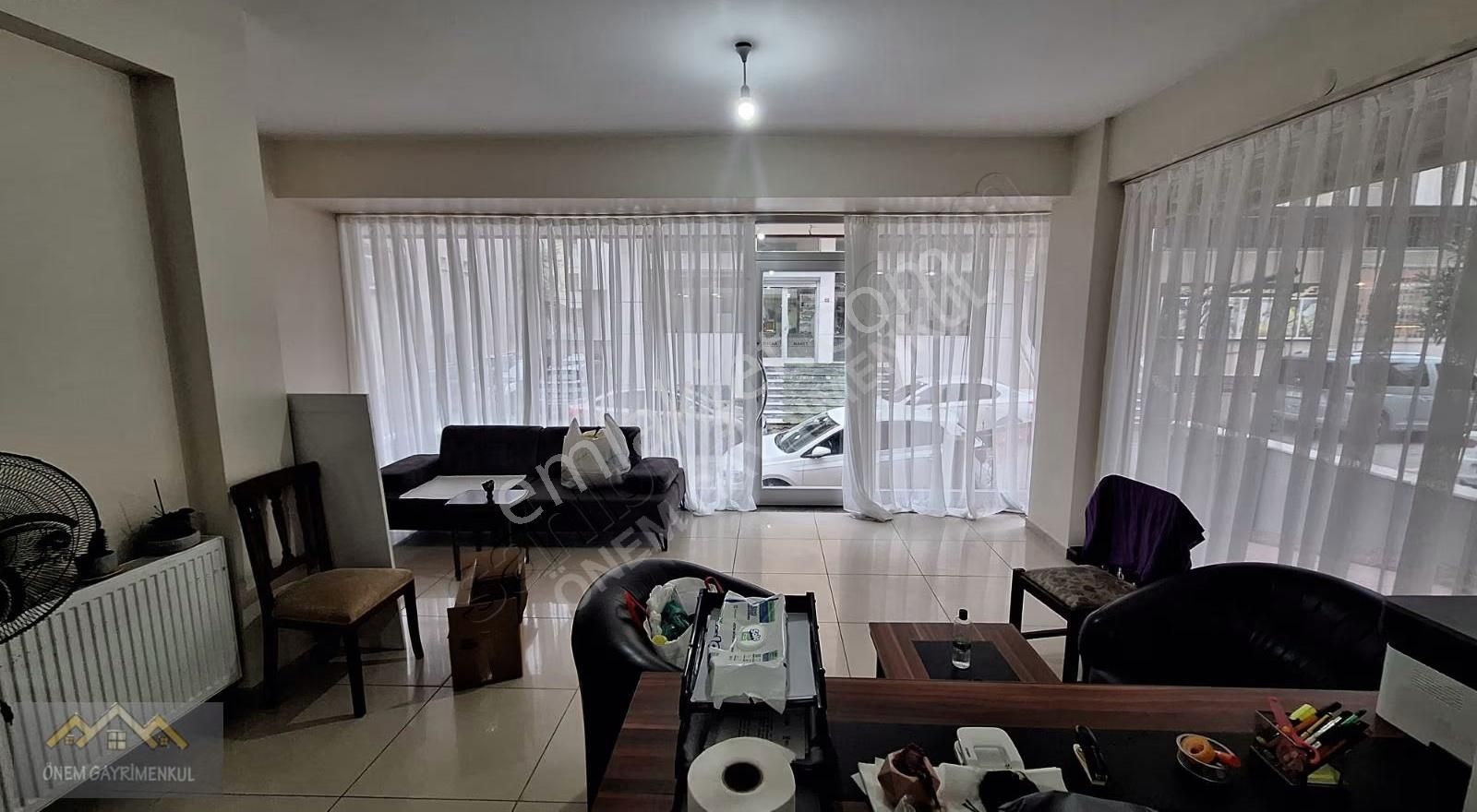 Kayışdağı Uslu Caddesine Cephe Kiralık Boş Dükkan - Görsel 18
