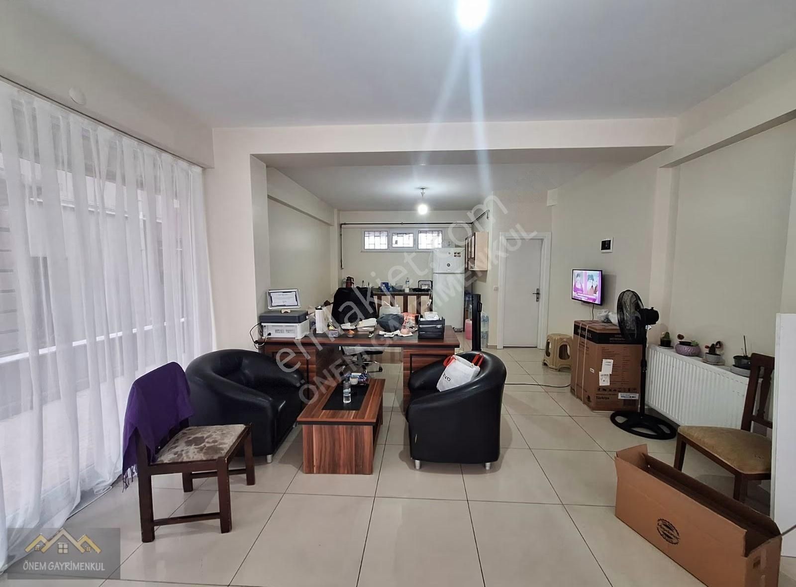 Kayışdağı Uslu Caddesine Cephe Kiralık Boş Dükkan - Görsel 17
