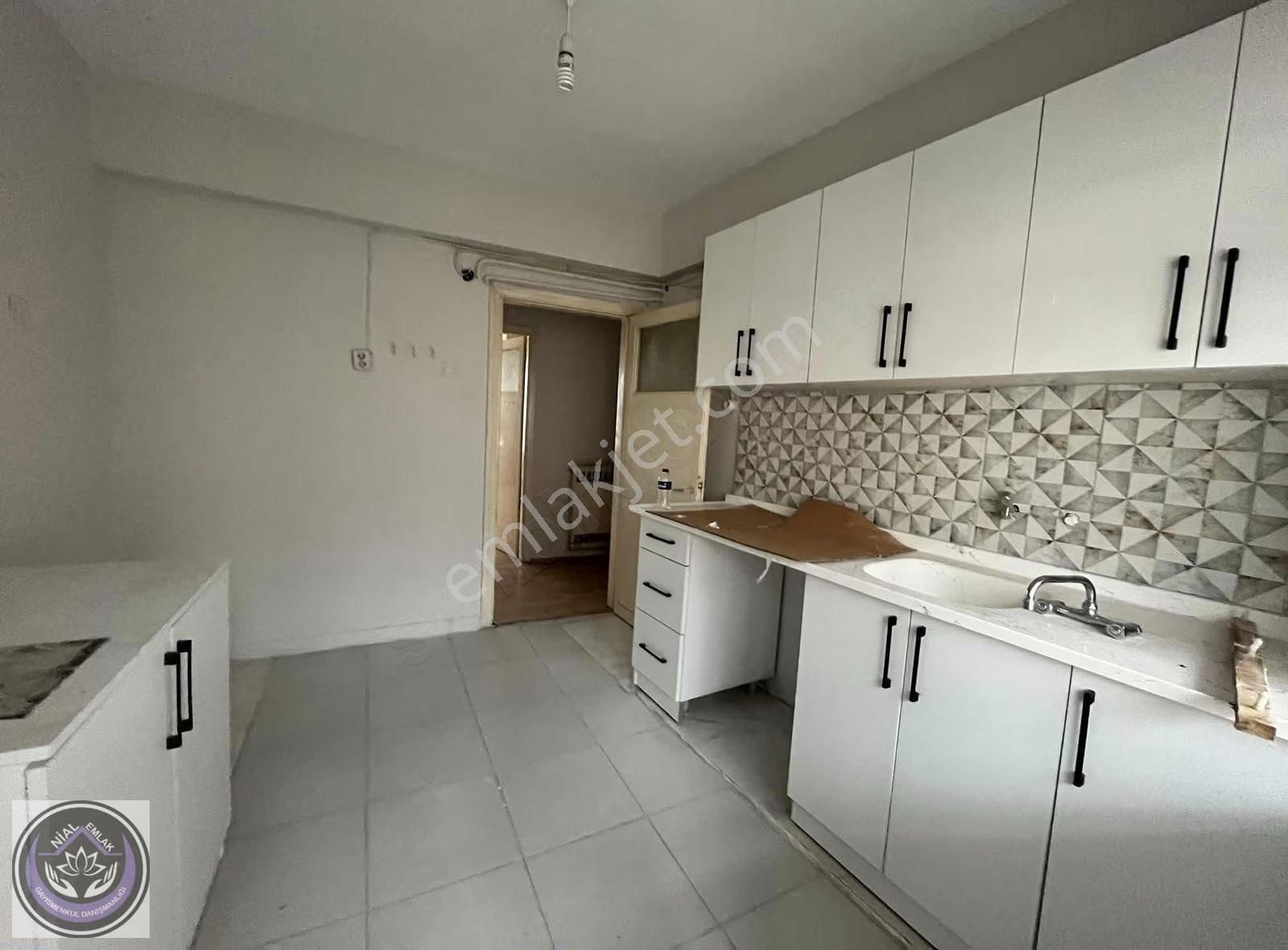 Balıkesir Altıeylül Mahallesi Çarşı Merkez Satılık 2+1 Daire - Görsel 20